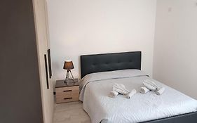 Pm 10 Via Della Santabarbara Guest House